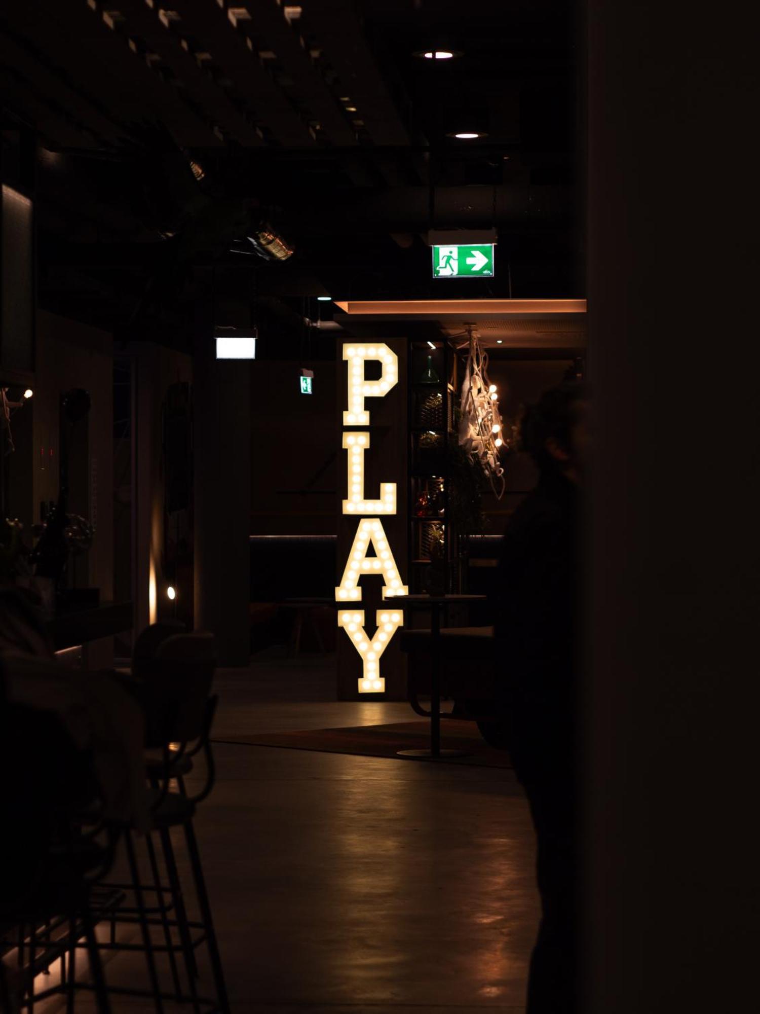 Moxy Vienna City East Exterior photo