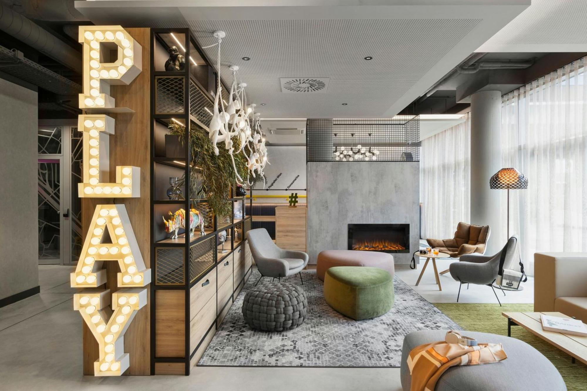 Moxy Vienna City East Exterior photo